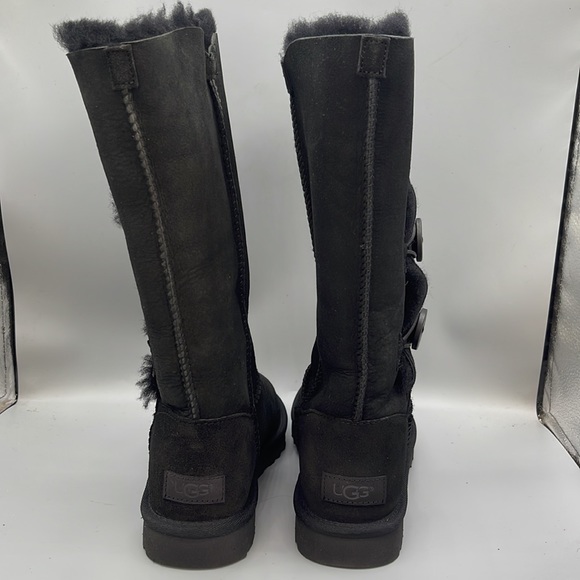 Ugg triple‎ Bailey button - Picture 3 of 6